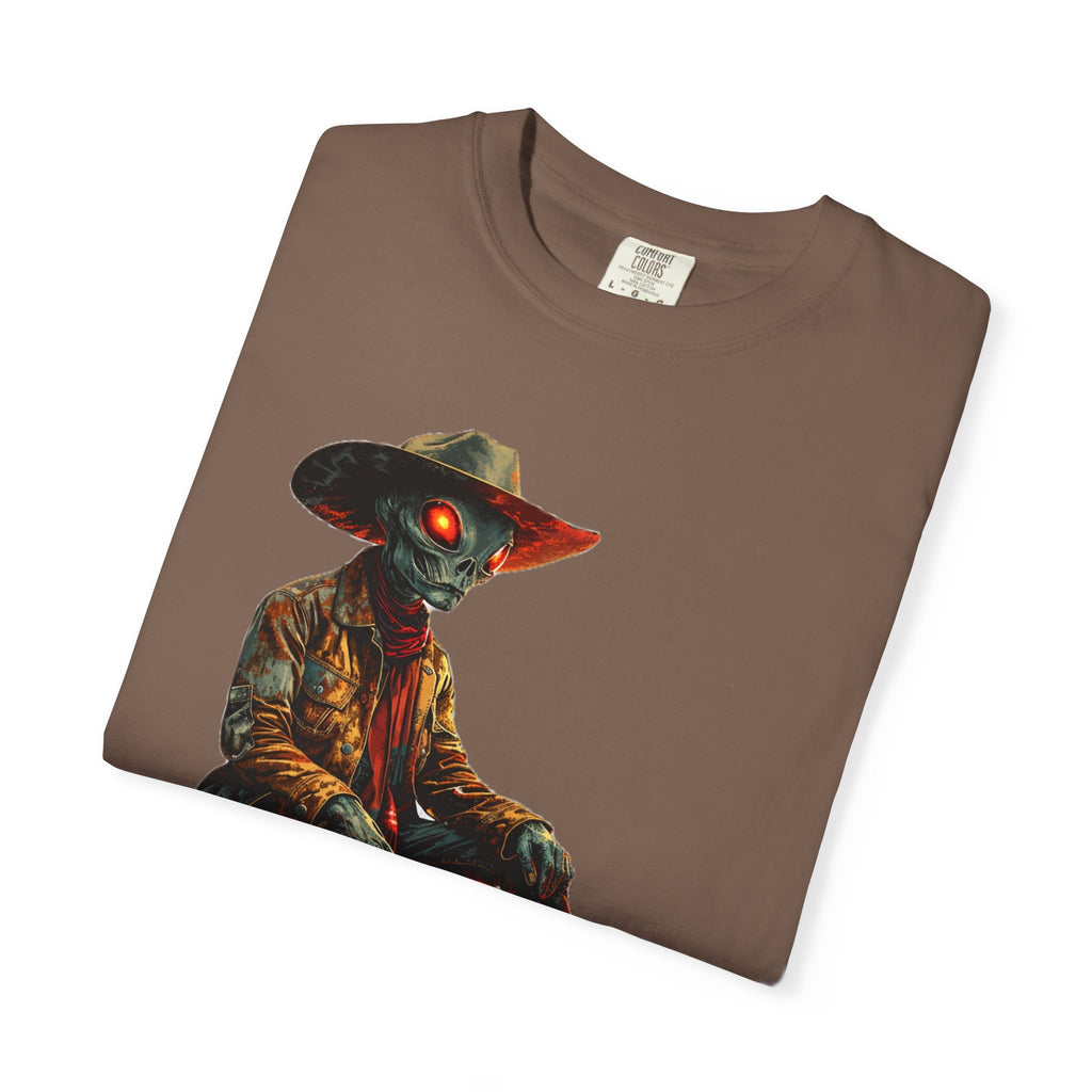 Gettin’ Weird Alien Cowboy Tee – Vintage Western Graphic Shirt