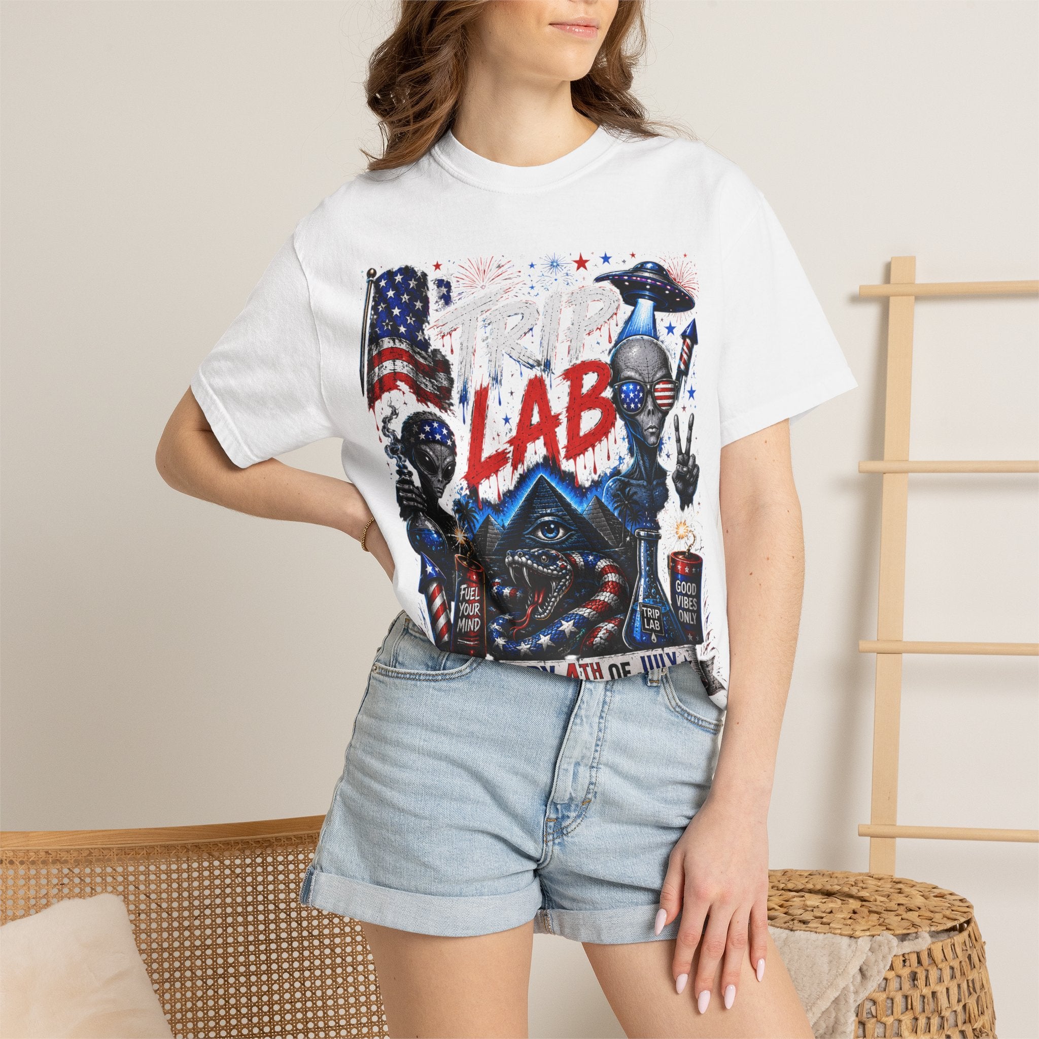 4th of July Alien BBQ T-Shirt — Trip Lab Patriotic Graphic Tee