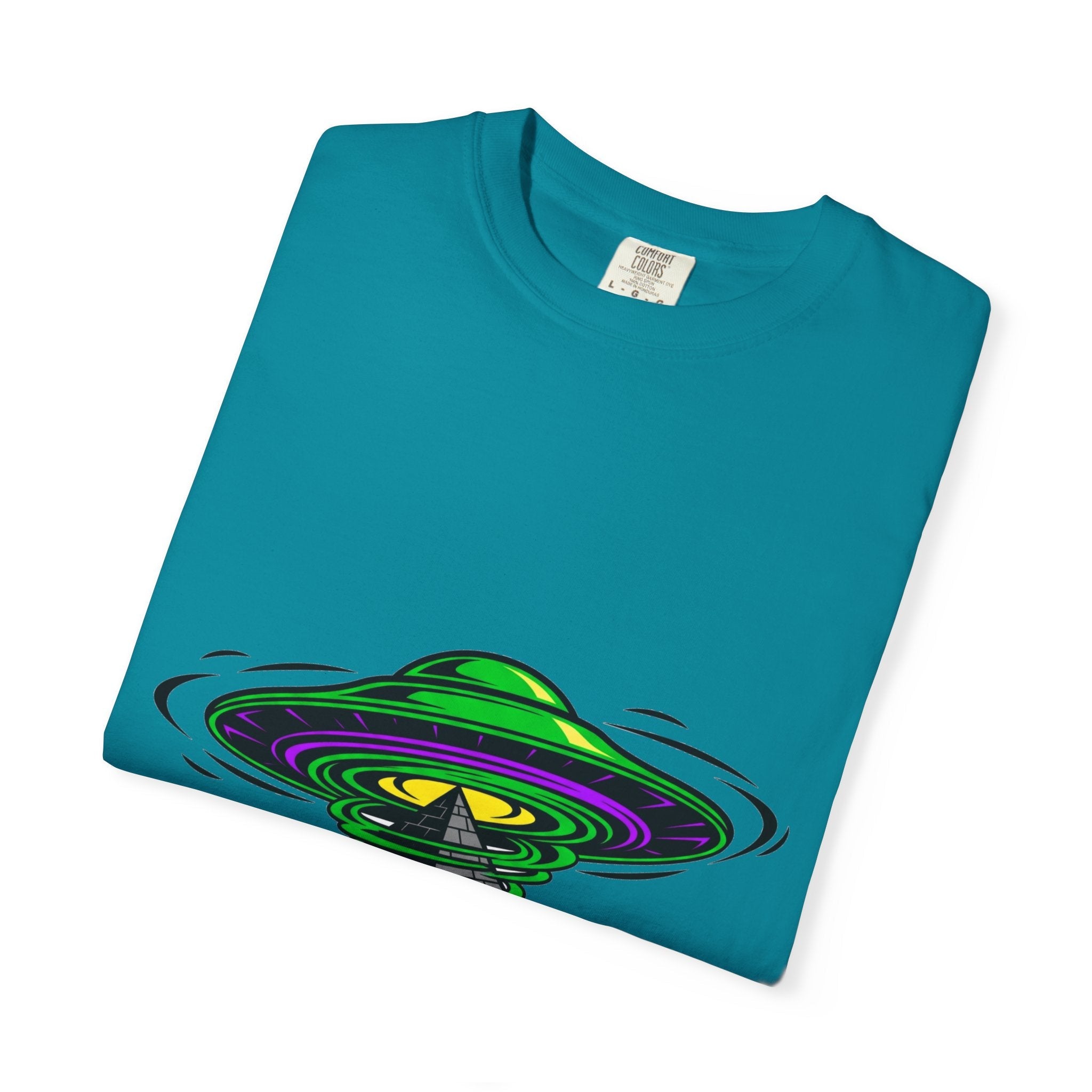 Alien Graphic T-Shirt, Cosmic Tee, Unisex Casual Wear, Perfect for Festivals, Gifts for Sci-Fi Fans, Unique Art Tee