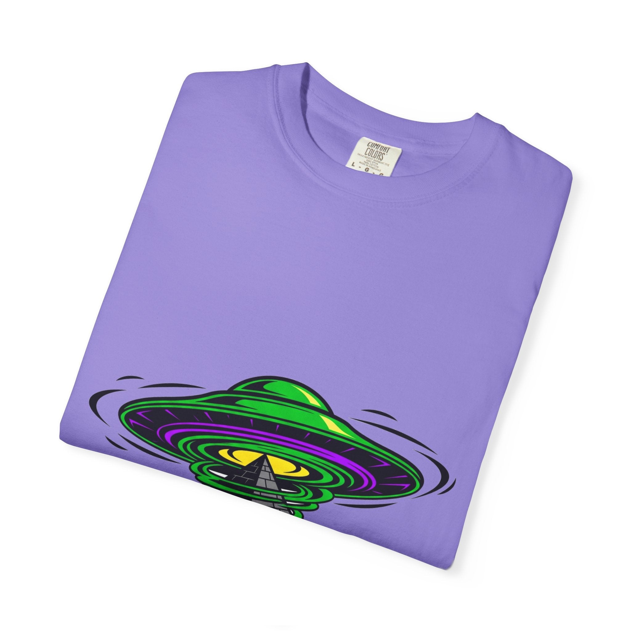Alien Graphic T-Shirt, Cosmic Tee, Unisex Casual Wear, Perfect for Festivals, Gifts for Sci-Fi Fans, Unique Art Tee