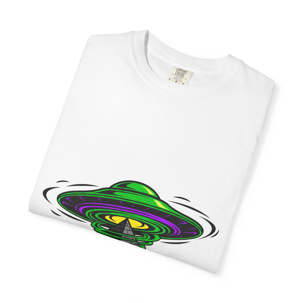 Alien Graphic T-Shirt, Cosmic Tee, Unisex Casual Wear, Perfect for Festivals, Gifts for Sci-Fi Fans, Unique Art Tee