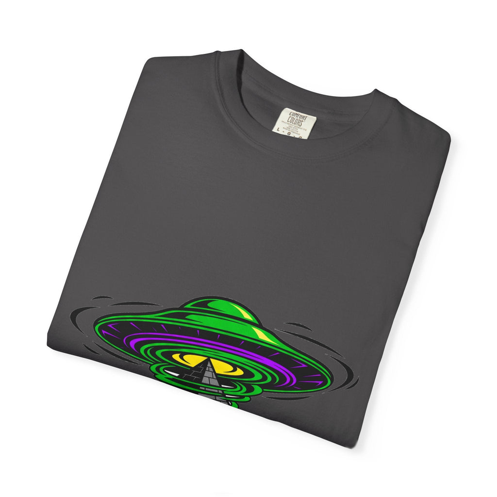 Alien Graphic T-Shirt, Cosmic Tee, Unisex Casual Wear, Perfect for Festivals, Gifts for Sci-Fi Fans, Unique Art Tee