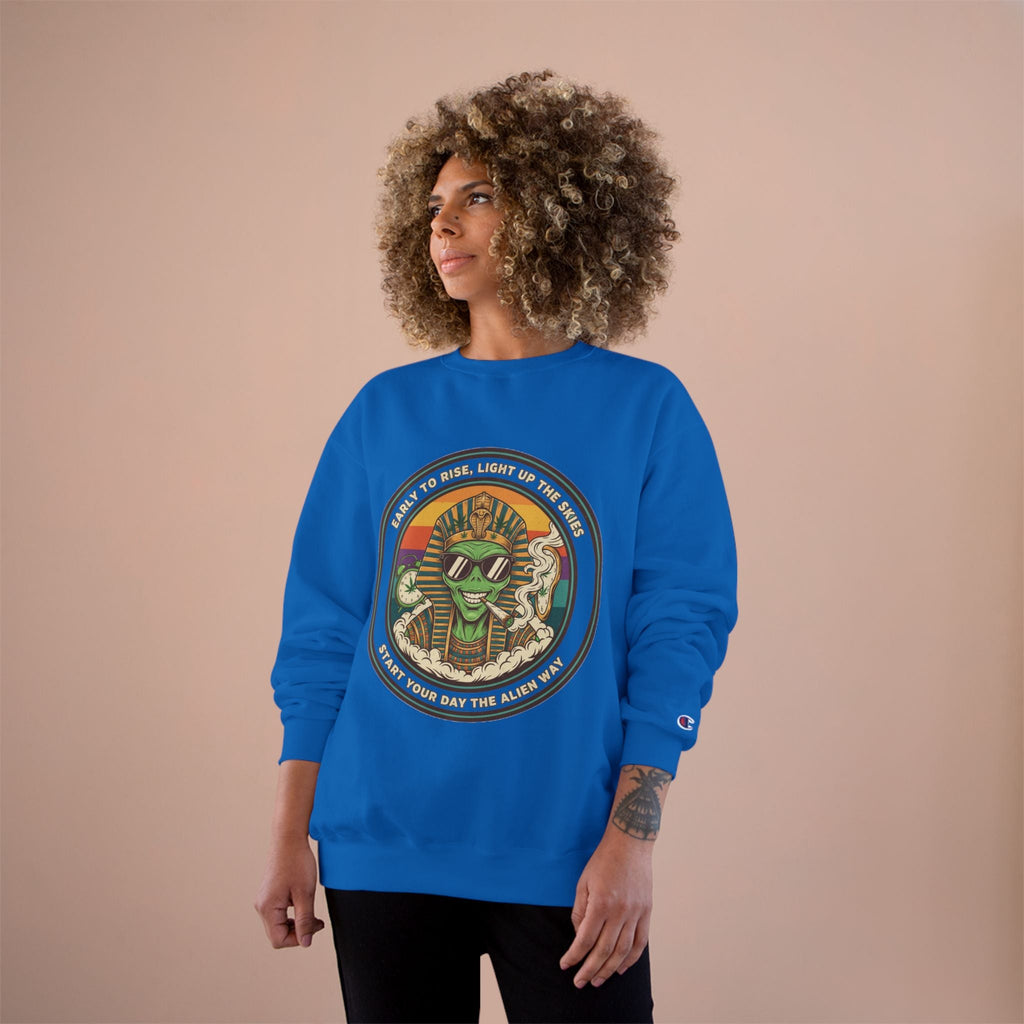 Vintage Pharoah Skate Crewneck Sweatshirt – Retro Skateboard King Graphic