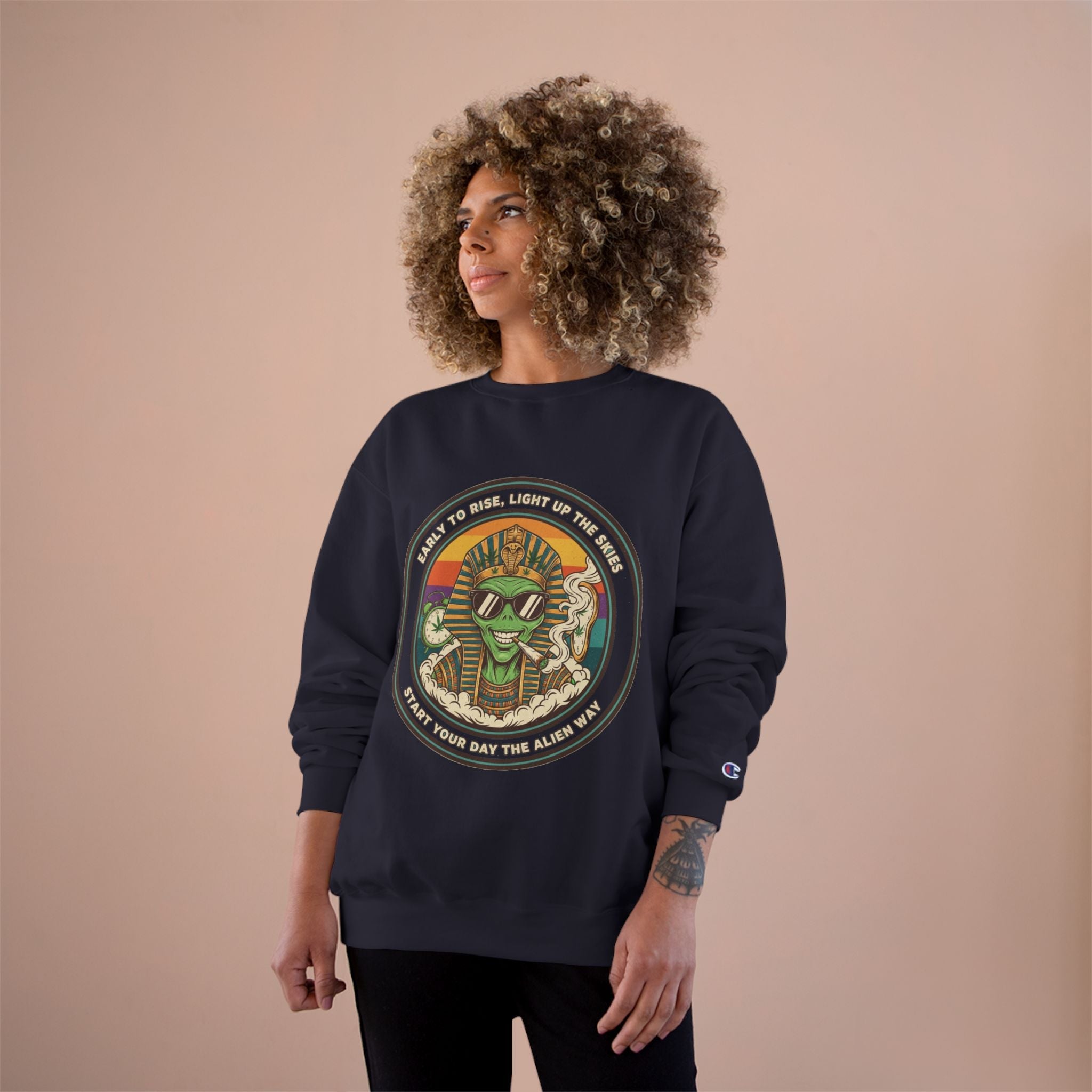 Vintage Pharoah Skate Crewneck Sweatshirt – Retro Skateboard King Graphic