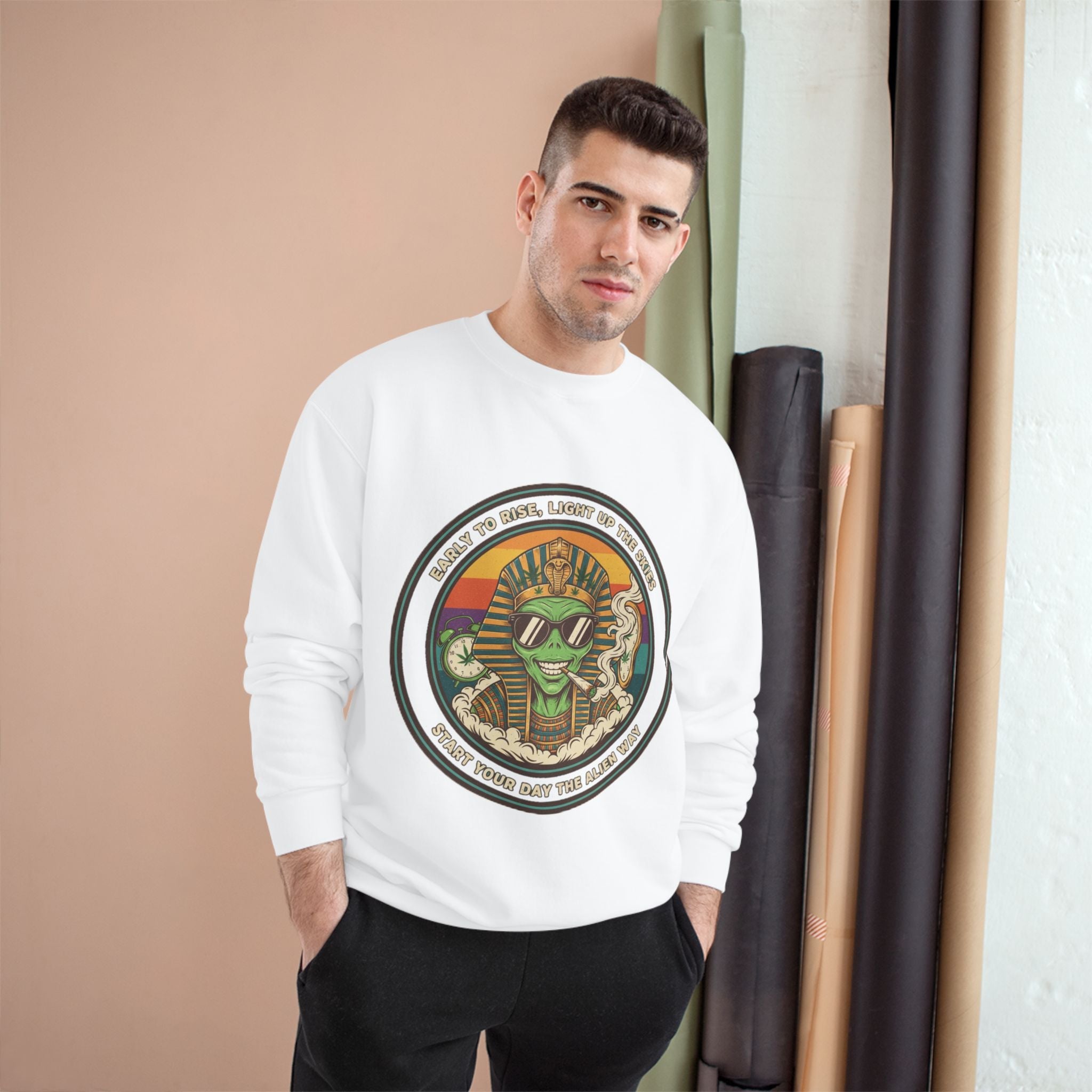 Vintage Pharoah Skate Crewneck Sweatshirt – Retro Skateboard King Graphic