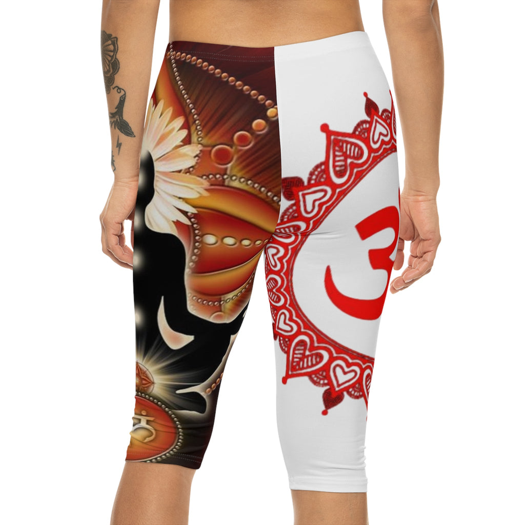 Women’s Capri Leggings (AOP)