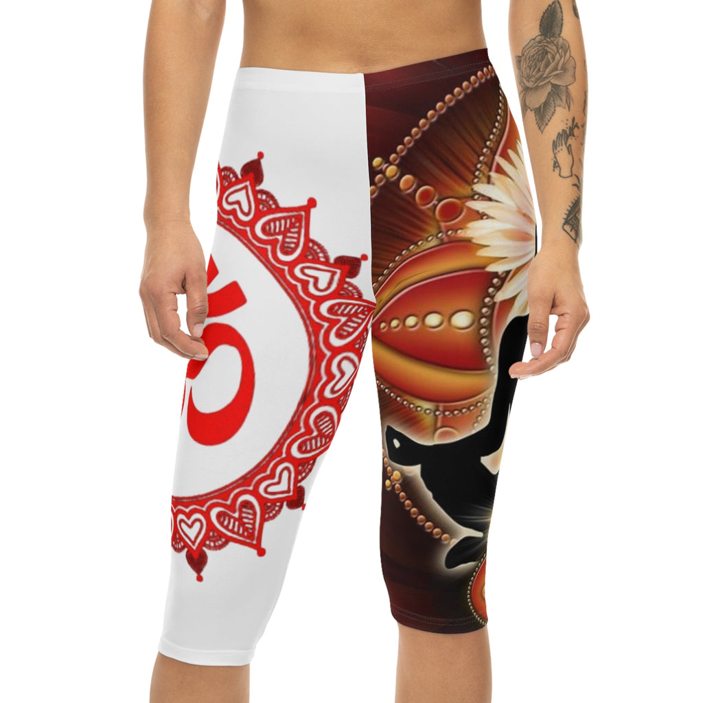 Women’s Capri Leggings (AOP)